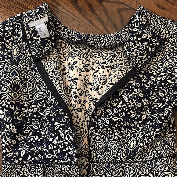 Navy Blue and Ivory Empire Waist Damask Pattern Dress With Pockets Size 8 - Picture 7 of 16